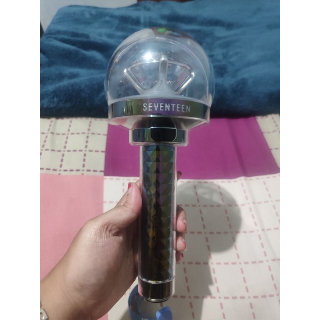LIGHTSTICK SEVENTEEN V3 (PRELOVED)