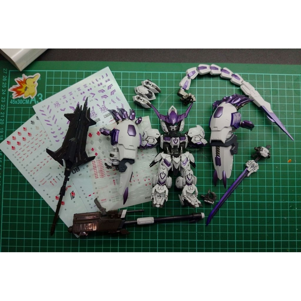 2nd Bootleg FM Aerial+ MGSD Barbatos + Giant Claw + 4 Kit HG Junk