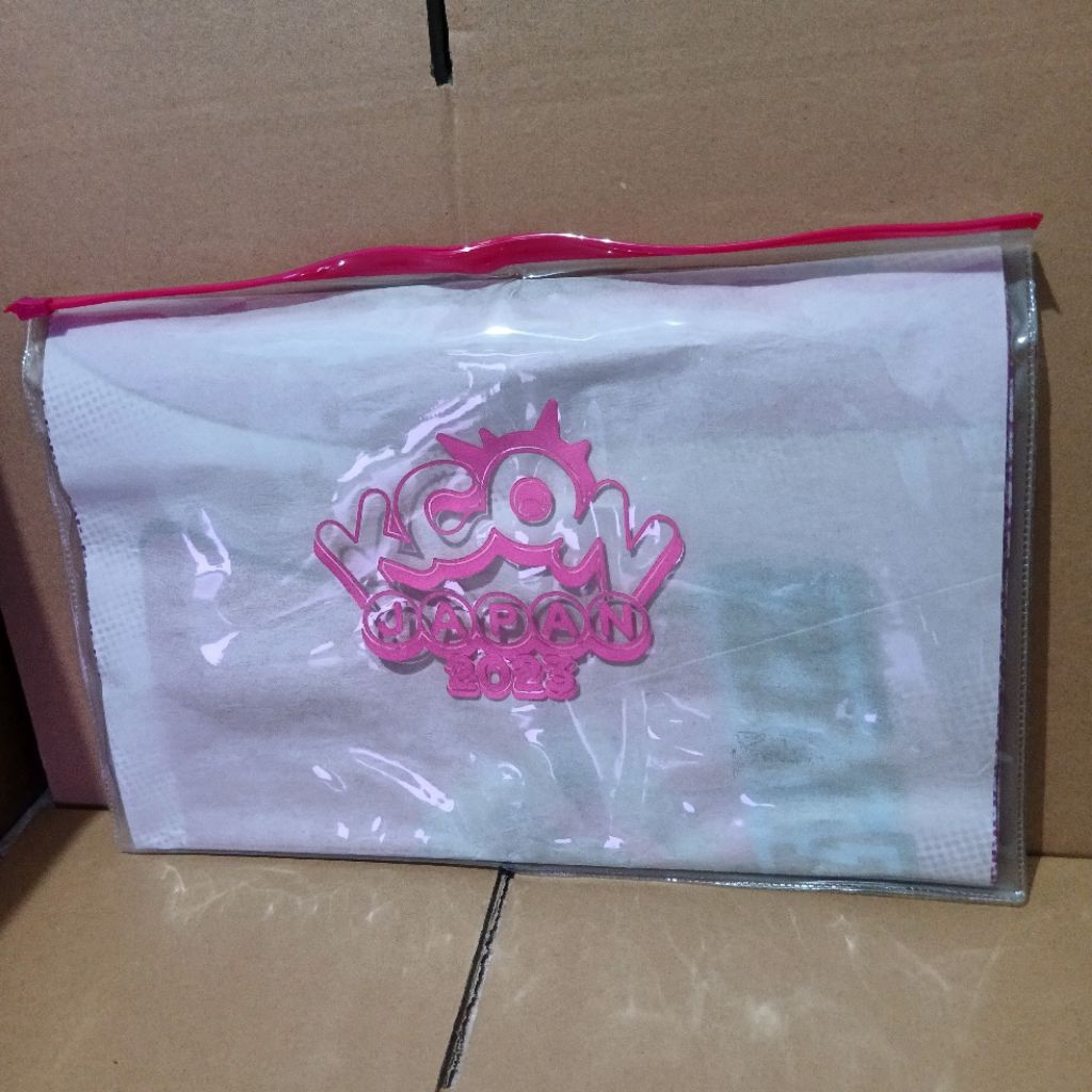 KCON japan 2023 Slogan Banner VIVIZ NEW