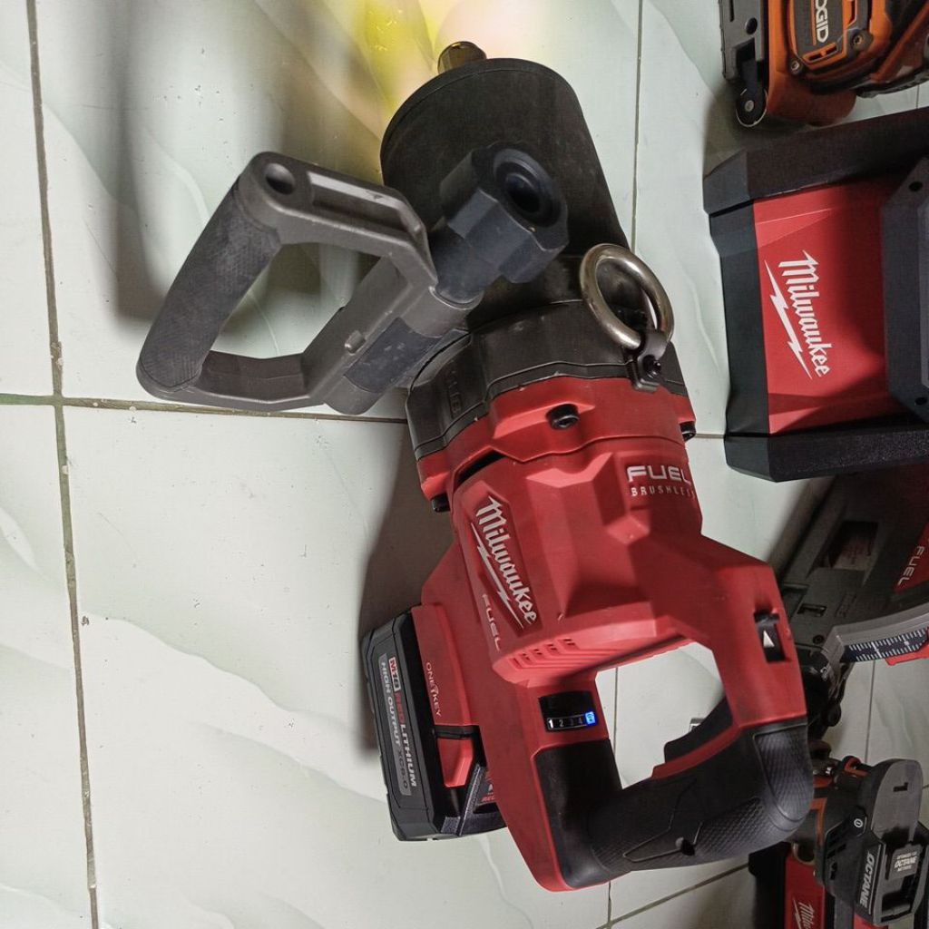 Milwaukee High Torque Wrench M18 One Key Pembuka Baut 1 inch Impact Wrench (BEKAS)