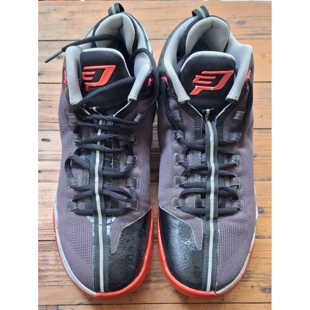 sepatu second size 44.5