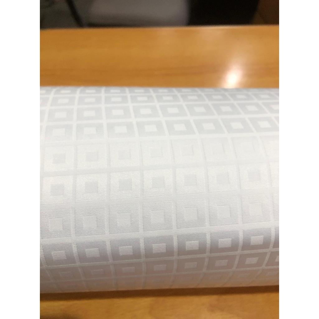 kain sutra kotak kecil