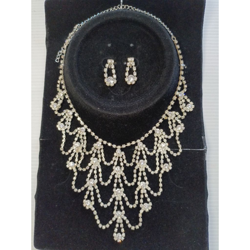 Set Perhiasan Permata Imitasi (R)