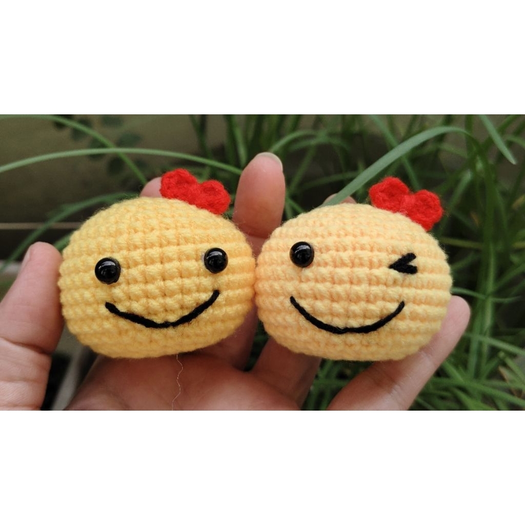 AZUNI - ganci amigurumi rajut emoticon