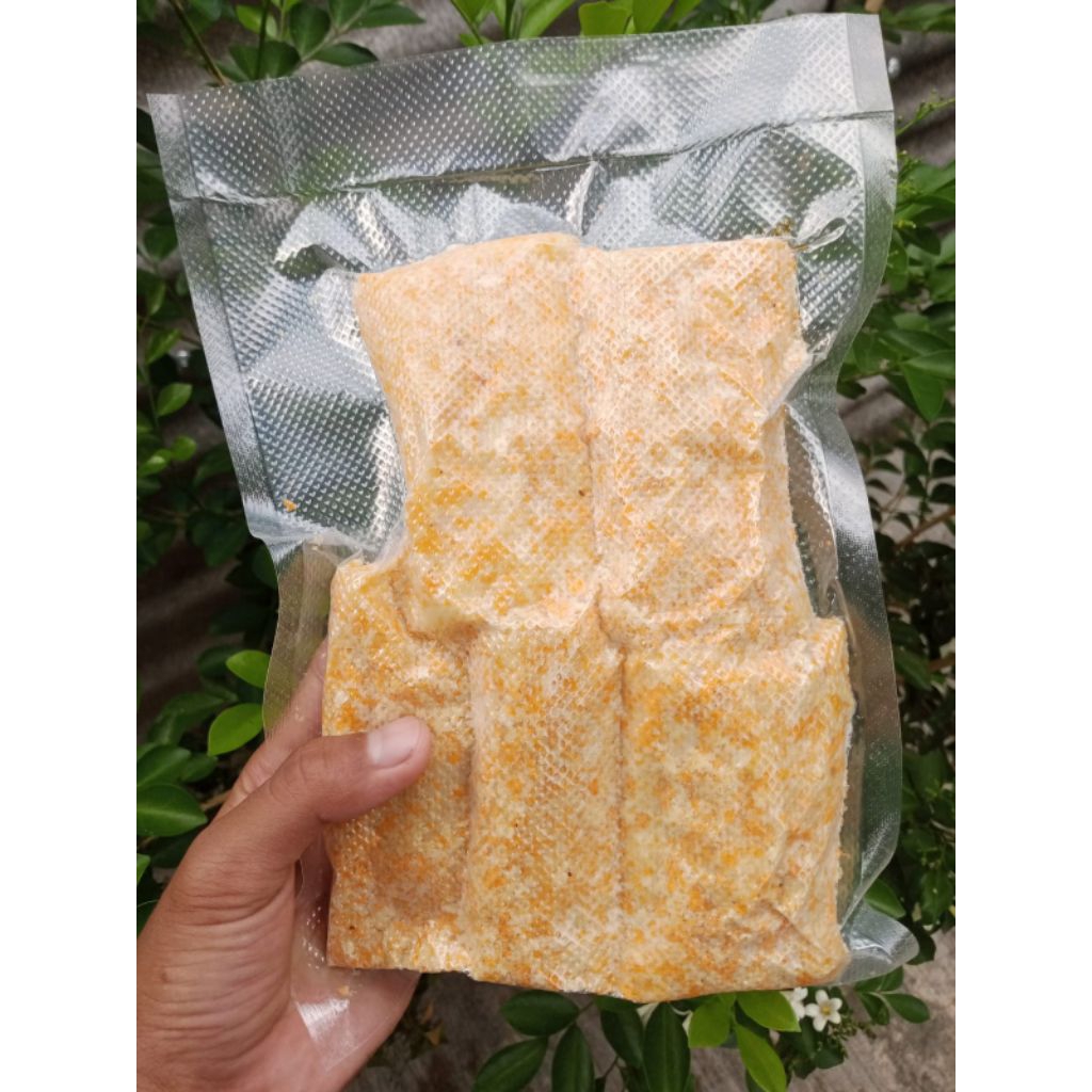 Risol ayam suwir pedas