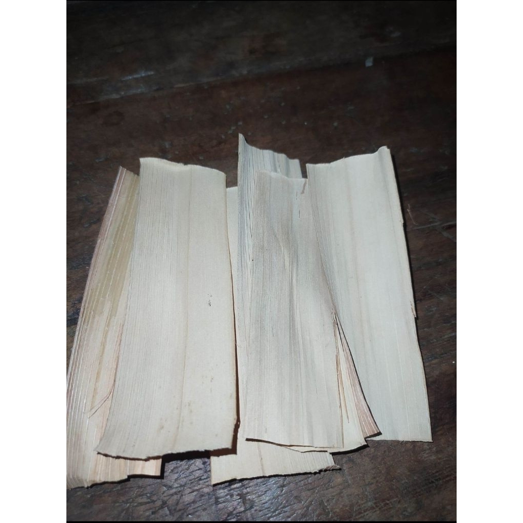 

papir jadul dari daun aren per 10 lembar tinggal pakai murah banget