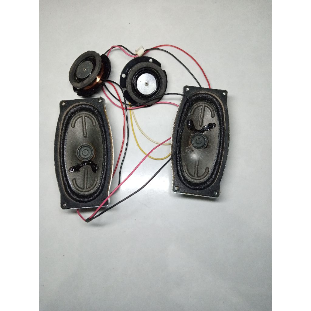 speaker tv LED 24in