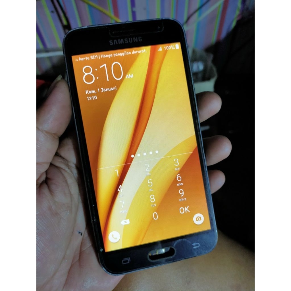 mesin Samsung j3 2016normal tanpa pola ..maaf kami jual mesin bukan unit hp yah....itu lcd di poto h