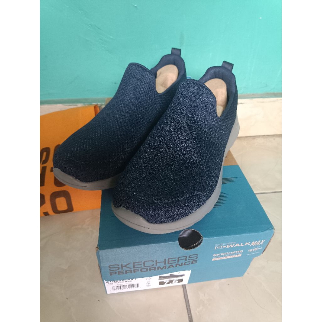 SKECHERS GO WALK MAX FOR MEN