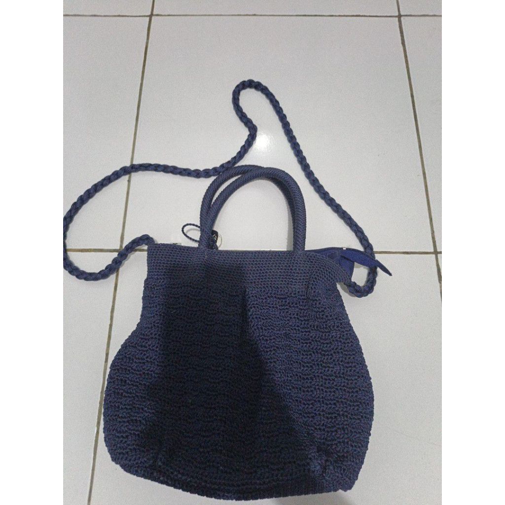 Tas Rajut Selempang Dowa