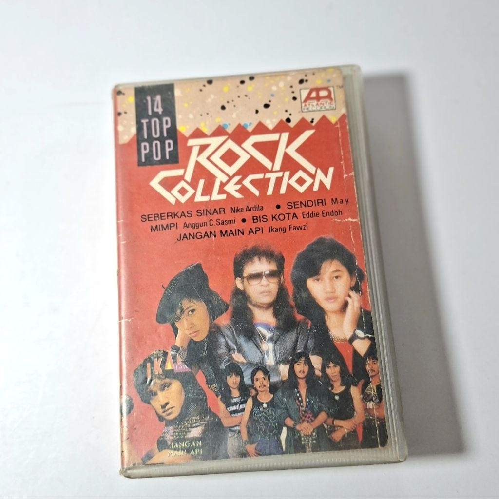 Kaset Pita 14 Top Pop Rock Collection (Nike Ardilla Anggun C Sasmi dll)