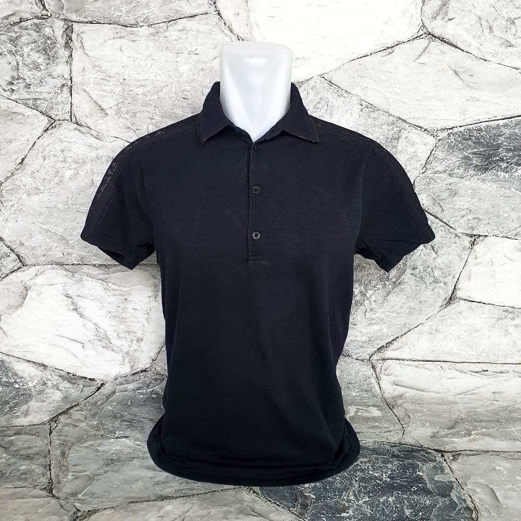 Baju Kaos Polo EMPORIO ARMANI - Size S / LD 48 cm - Original - Second