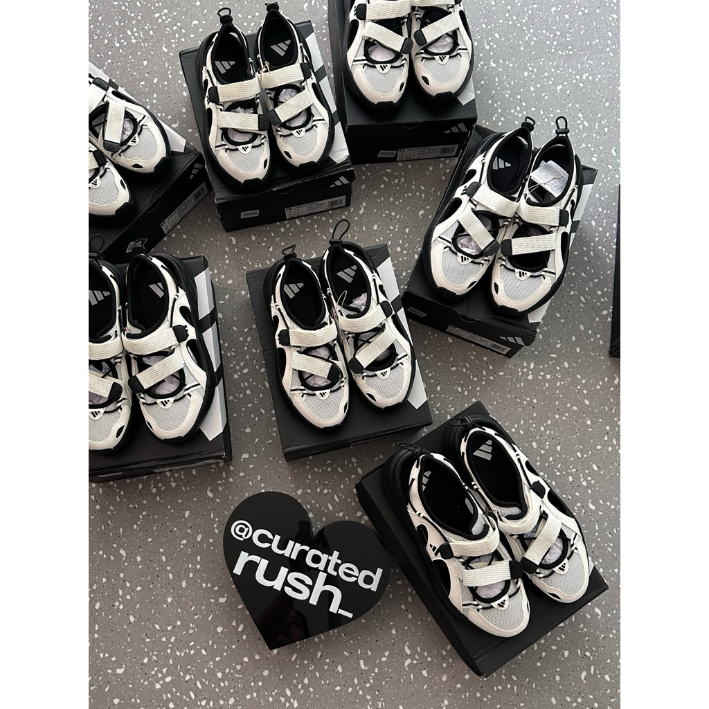 [READYSTOCK] ADIDAS OZWAVE SANDAL 100% ORIGINAL