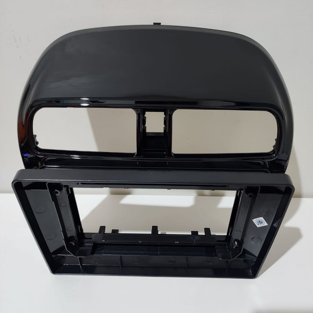 frame head unit android mobil mitsubishi mirage hitam glossy