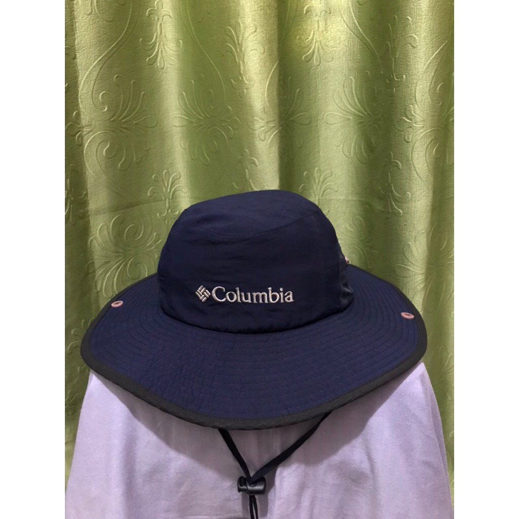 COLUMBIA BUCKET HATS