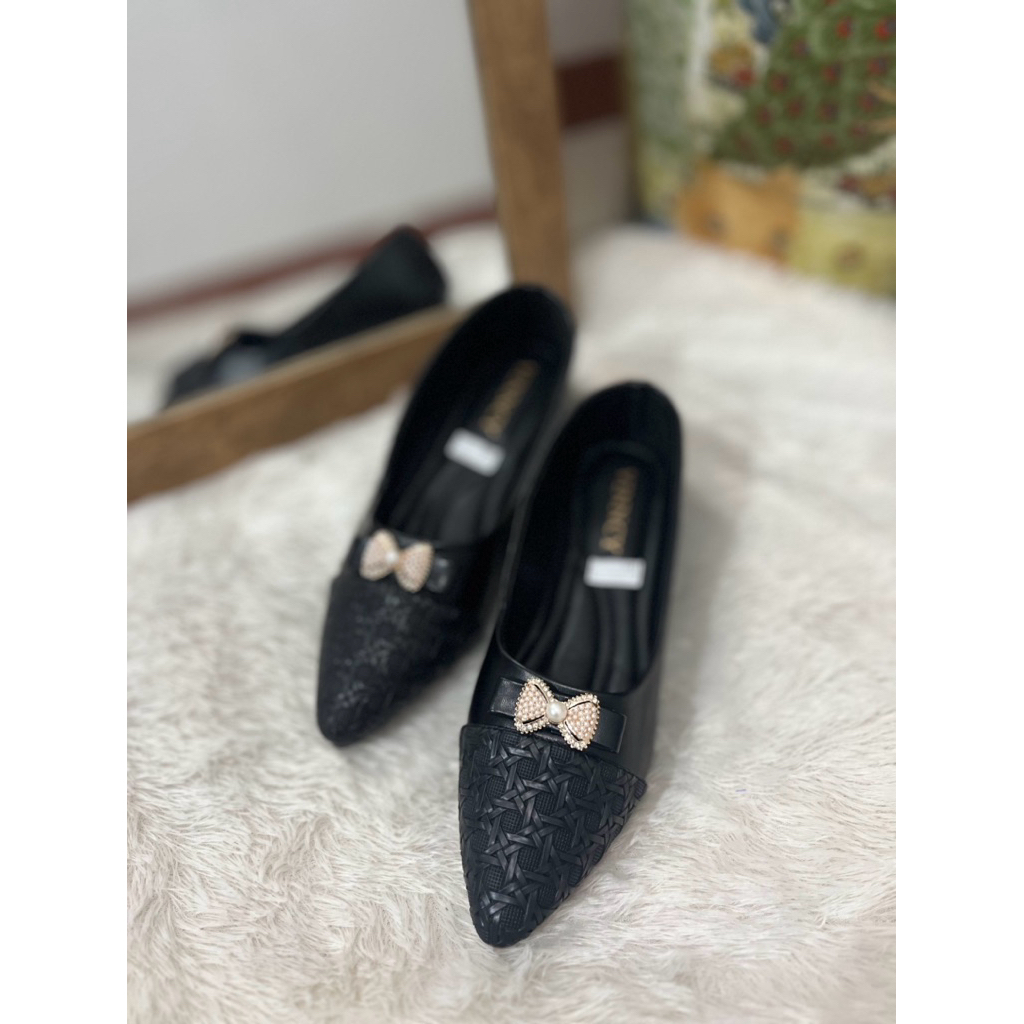 OFASHION Flatshoes wanita pita sepatu hitam pansus wanita