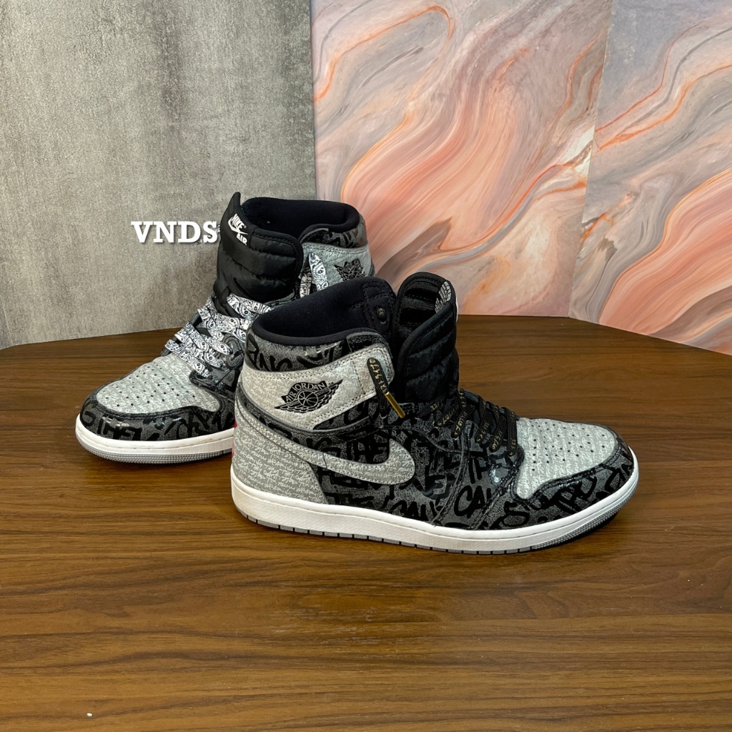 VNDS AIR JORDAN 1 HIGH REBELLIONAIRE, SZ 44.5