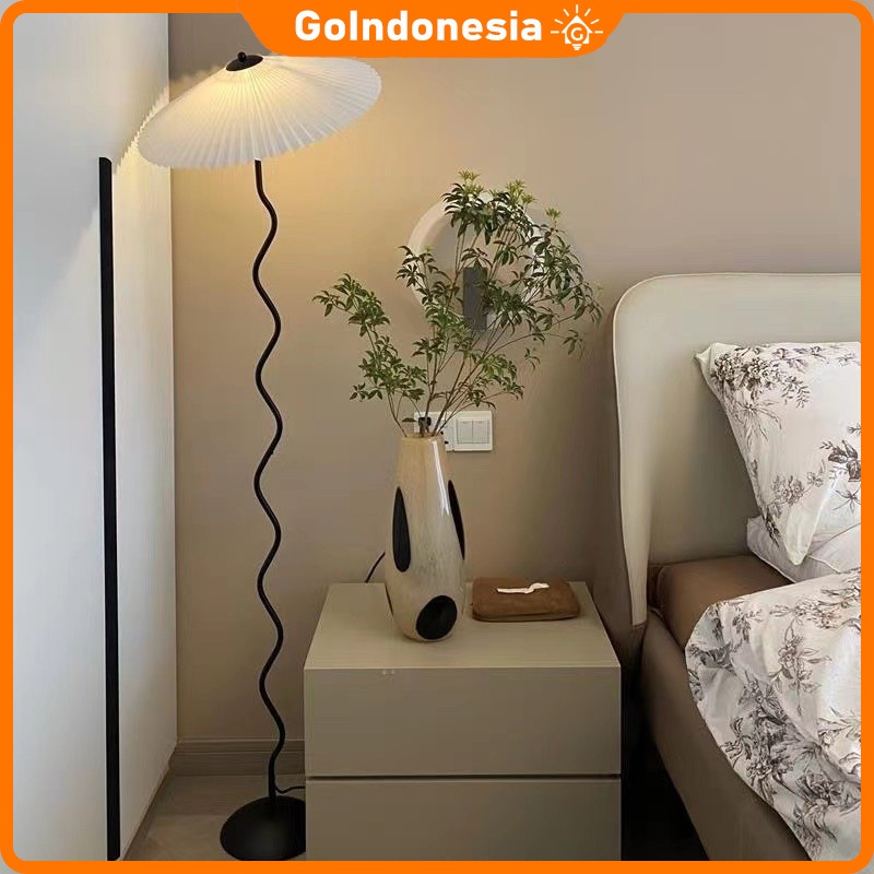 Standing Lampu Lampu Lantai Berdiri Hias Kamar Tidur Ruang Tamu Minimalis lampu kamar tidur lampu me