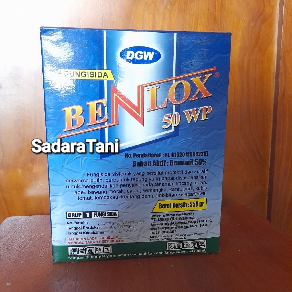 Fungisida BENLOX 50WP 250Gr Bahan aktif : Benomil 50%