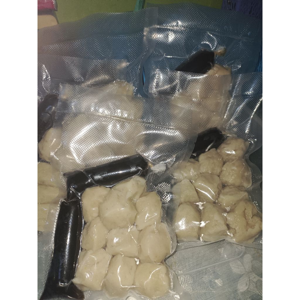 

pempek tenggiri bentuk adaan