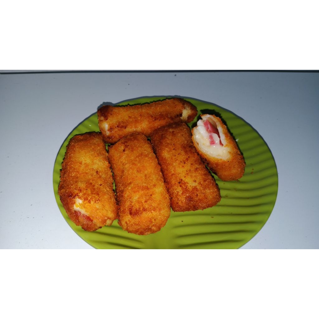 risoles mayo by Yuk Ning Mojokerto(asli produk yuk Ning Mojokerto)