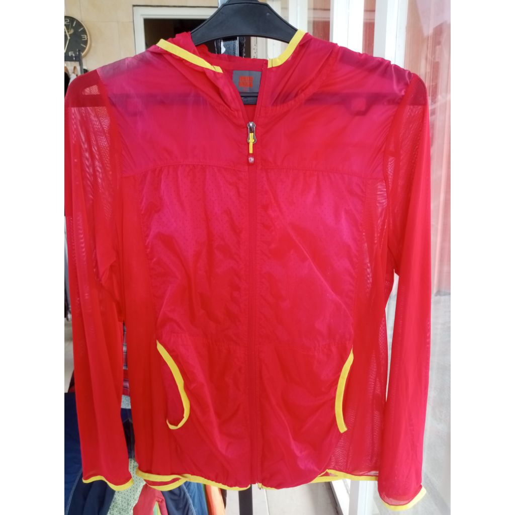 JACKET RUNNING PRELOVED
