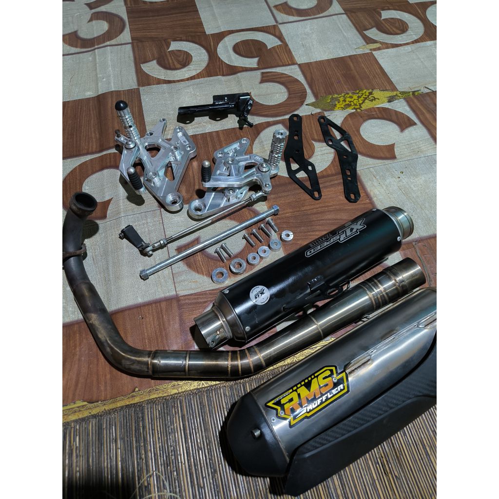 abrakan mx king knalpot , leheran , silincer rms x1speed , breket step belakang , underbone ub rc3 ,