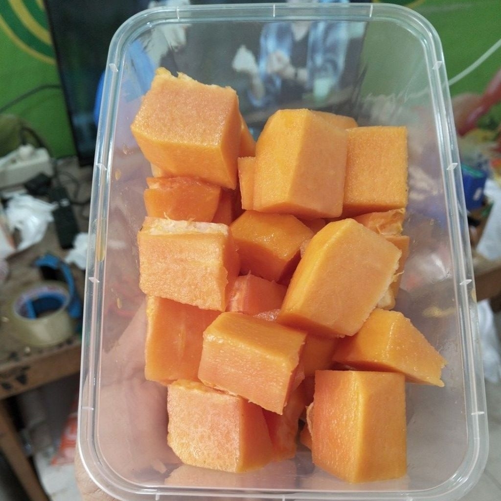 

Buah Potong Pepaya Madu Fresh