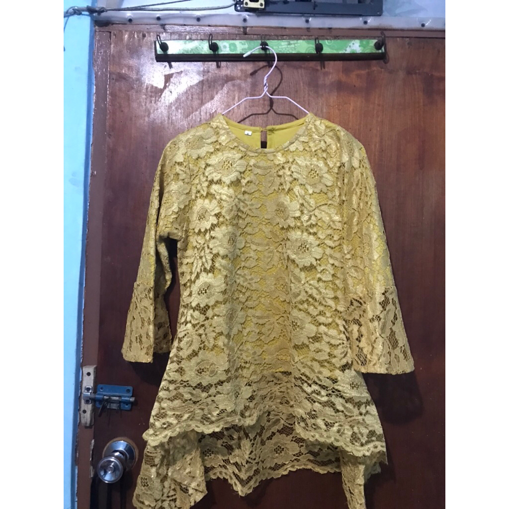 Kebaya Brokat Preloved