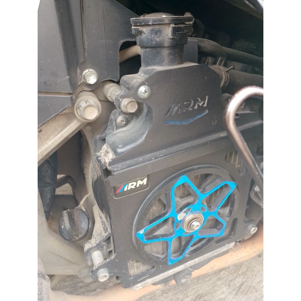 paketan cover radiator spiner ARUMI