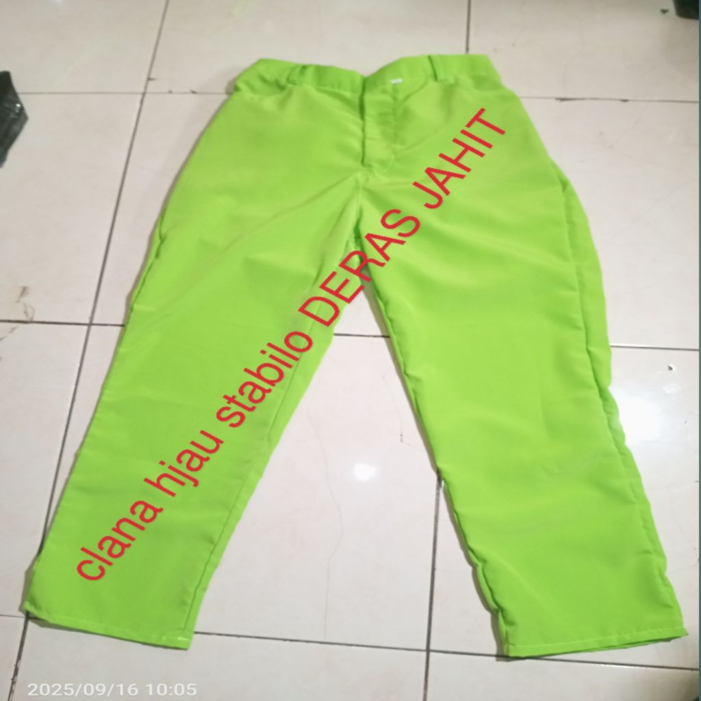 celana madrasah Diniyah Warna hijau stabilo