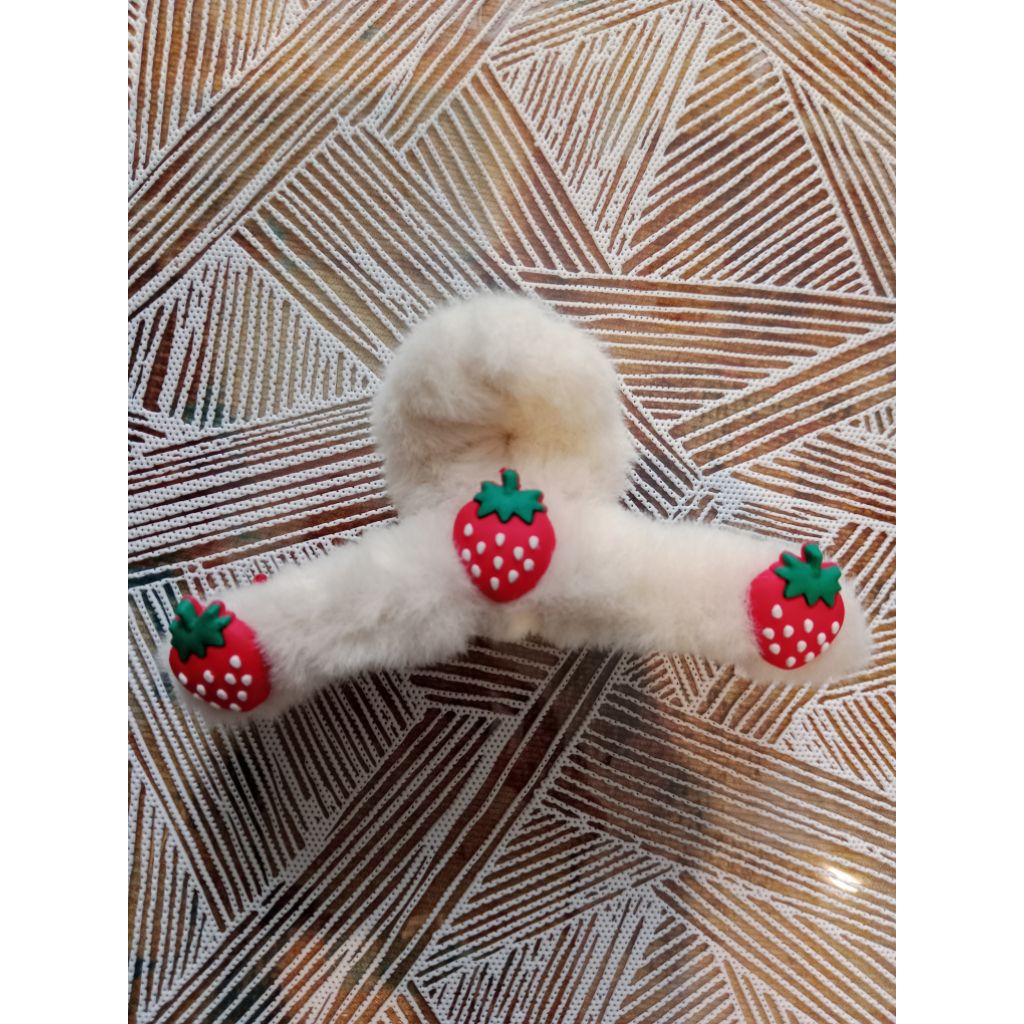 jedai bulu motif buah strawberry