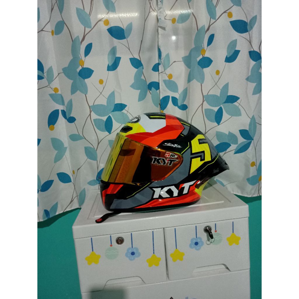 helm KYT ttc original (bekas berkualitas)
