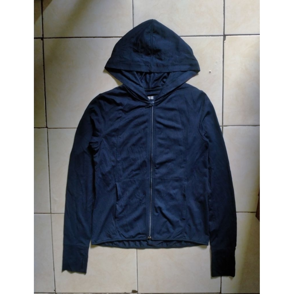 jacket sport uniqlo airism navy gelap