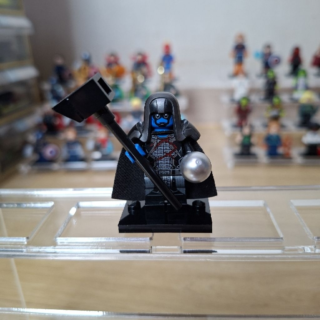 Lego Minifigure Ronan the Accuser - Blue Head and Hands SH0126