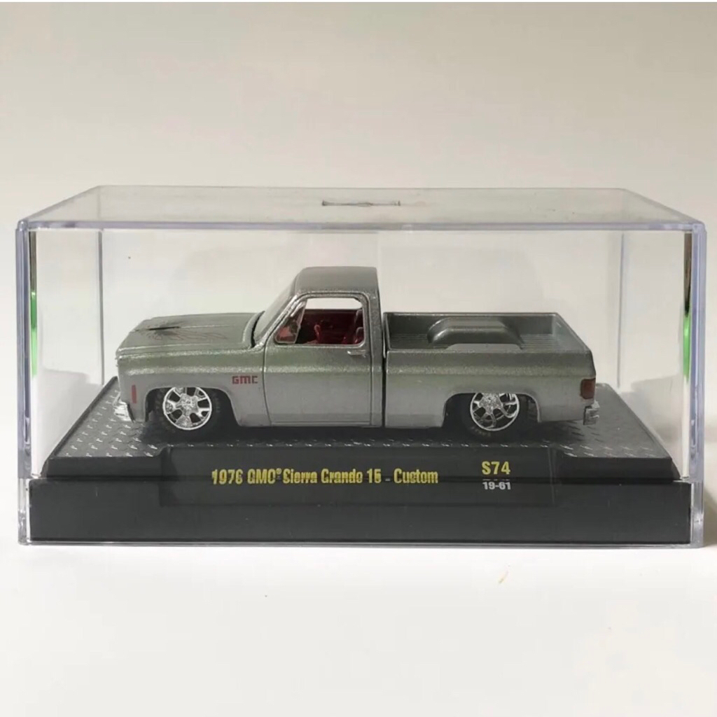 M2 Machines 1976 GMC Sierra Grande (silver) 1/64