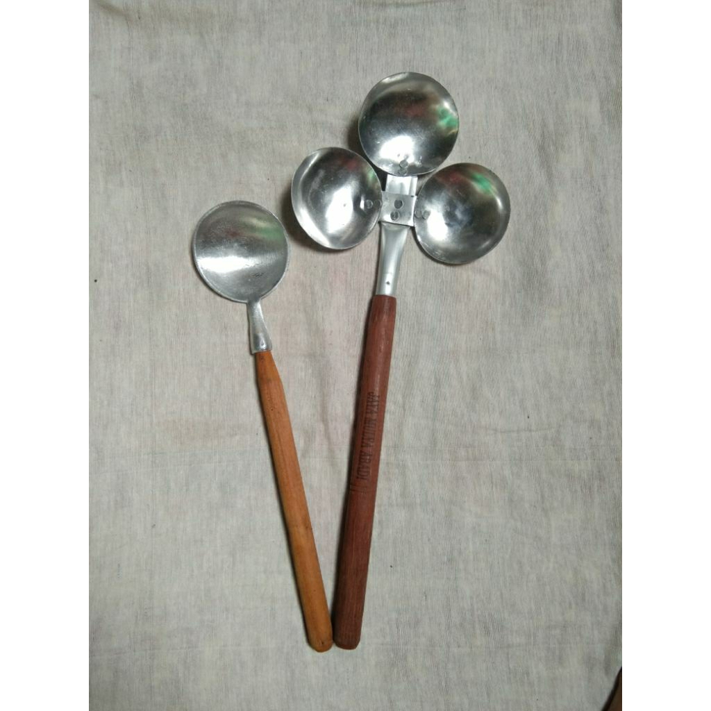 Termurah Cetakan Bakwan 3 lubang Anti Lengket &Irus Cetakan Ote Ote Anti Lengket