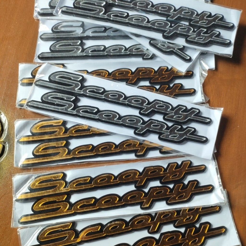 Tulisan Logo Emblem Akrilik Motor Scoopy