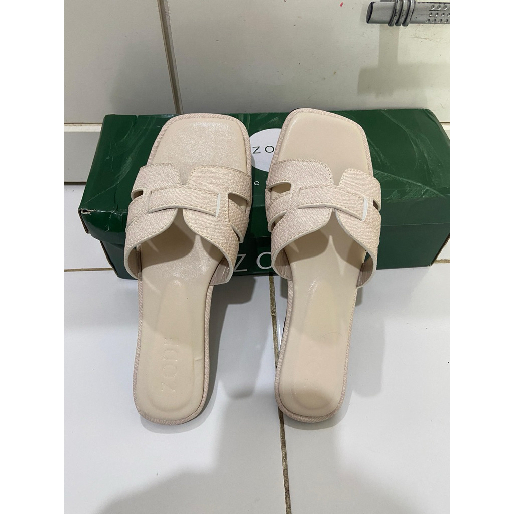 ZODE Charla Sendal wanita Fla*