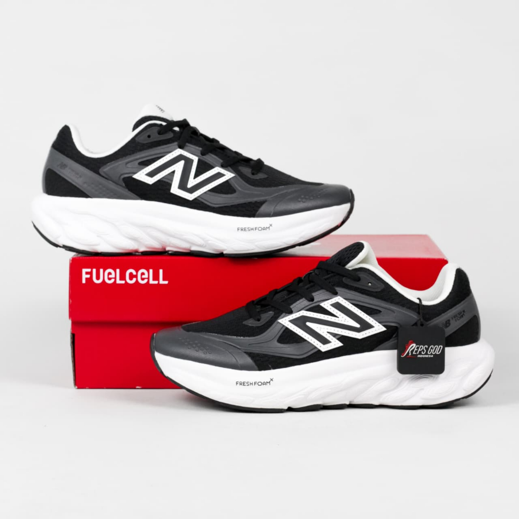 Sepatu NB New Balance Fresh Foam Trainer Black White Casual Gym Olahraga Jogging Joging Pria Wanita 