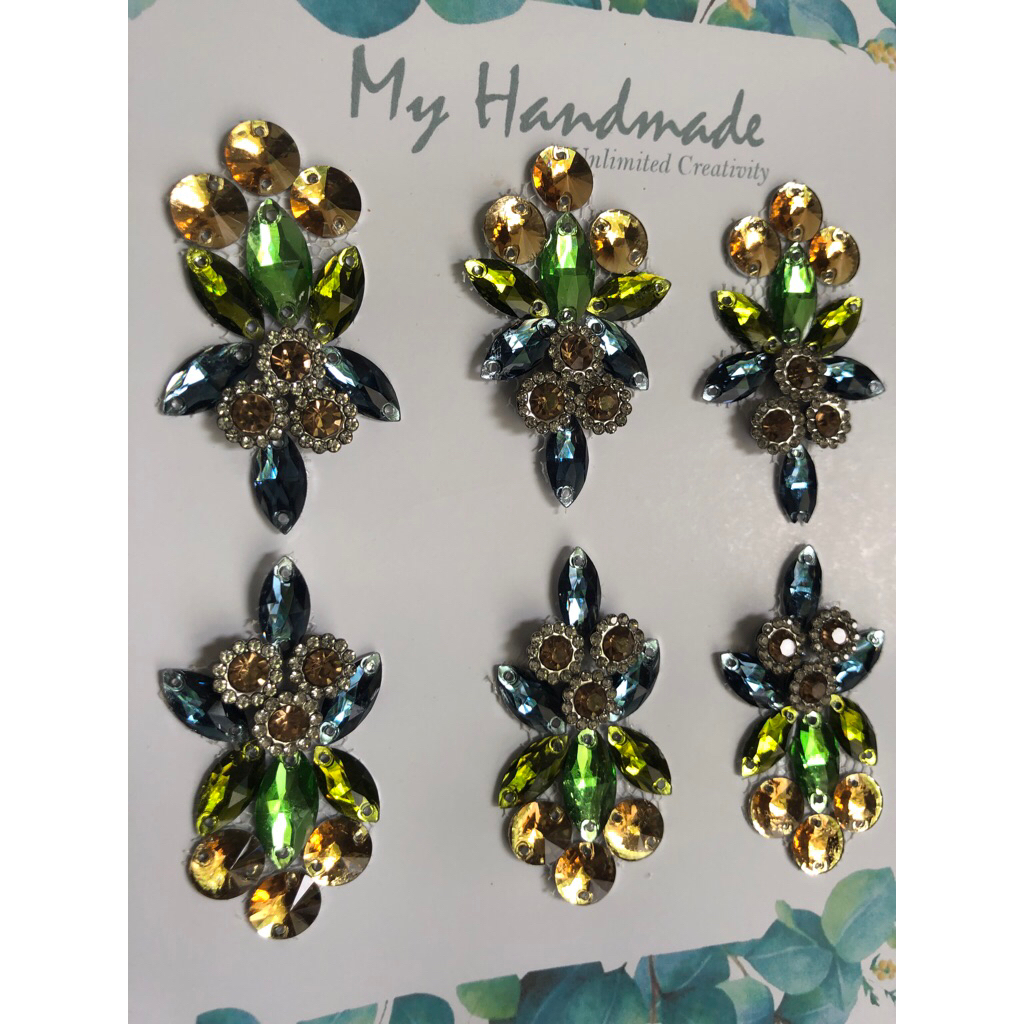 Payet tempel, payet kebaya, Hiasan Baju