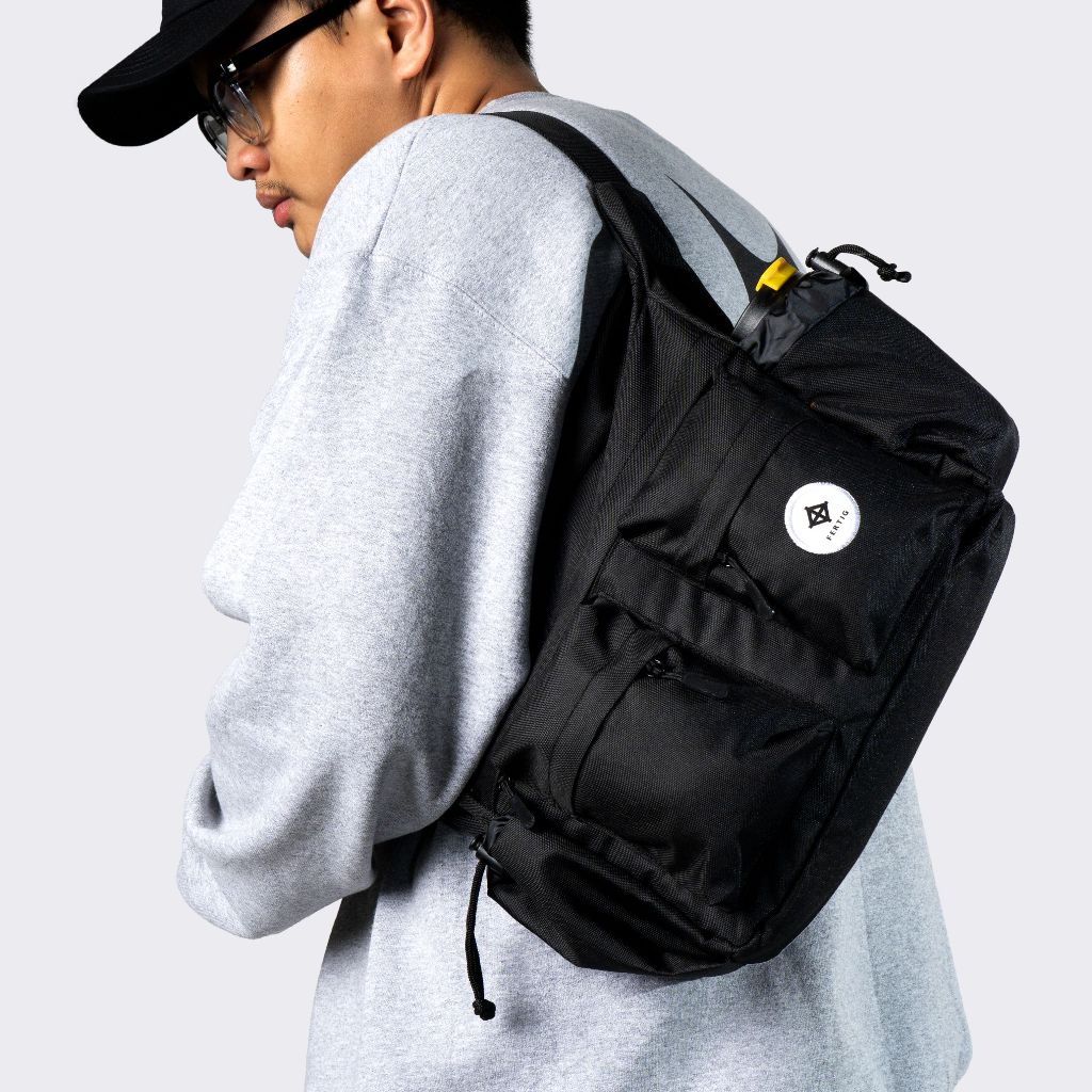 RECOMMENDED Fertig - Hilly Black Sling Bag - Tas Selempang Hitam Multi Pocket Pria Muat Banyak