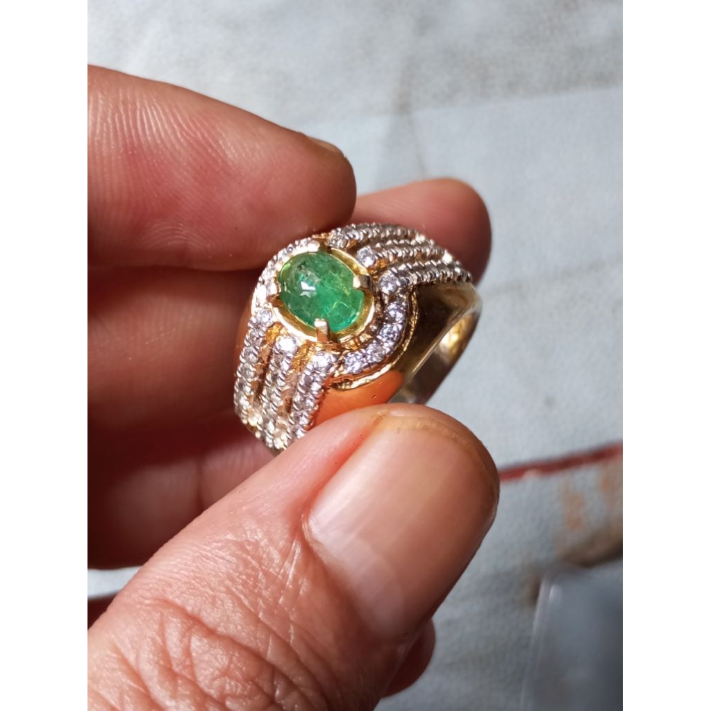 natural emerald beryl zamrud