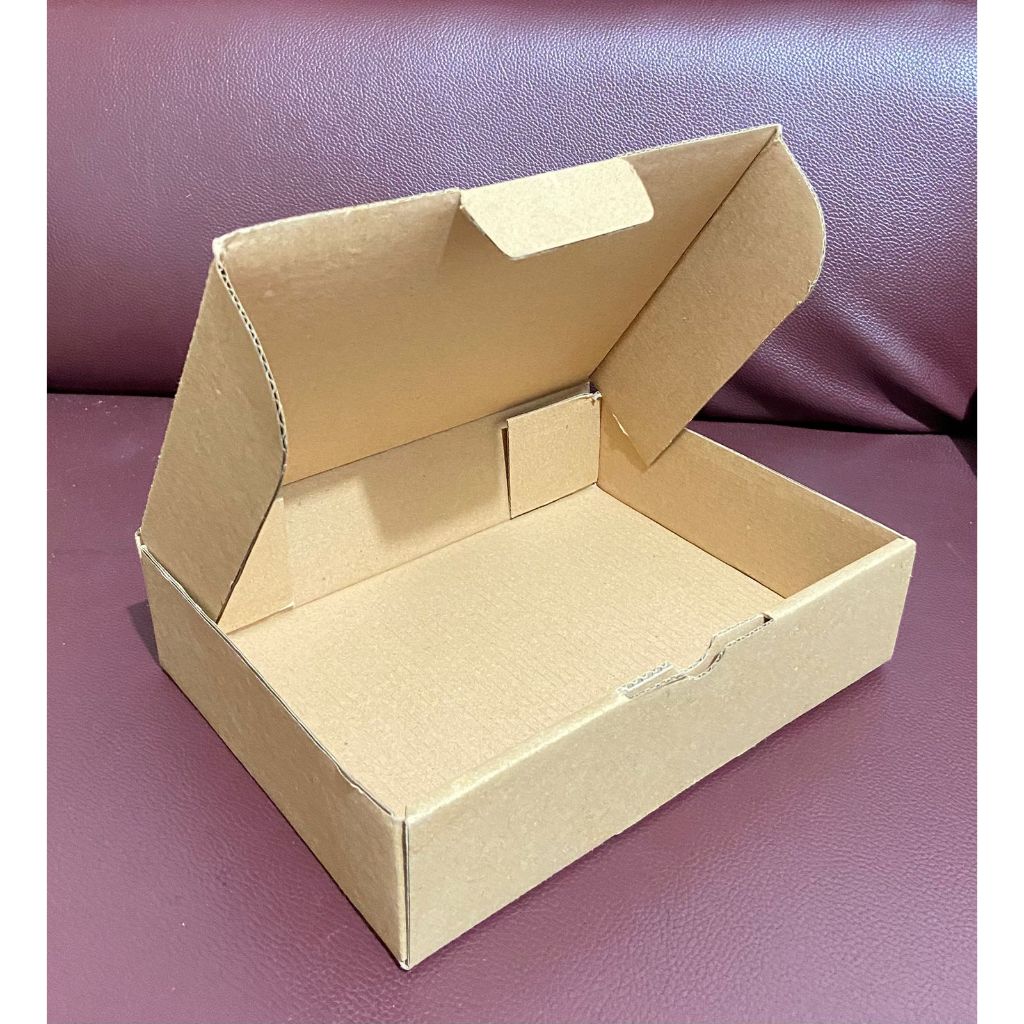 

kardus box pizza/diecut uk 20x15x5