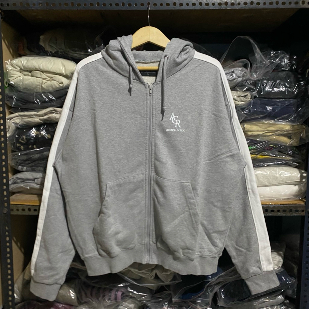 Around Cover by Acover Zip Up Hoodie Grey Size 65x65