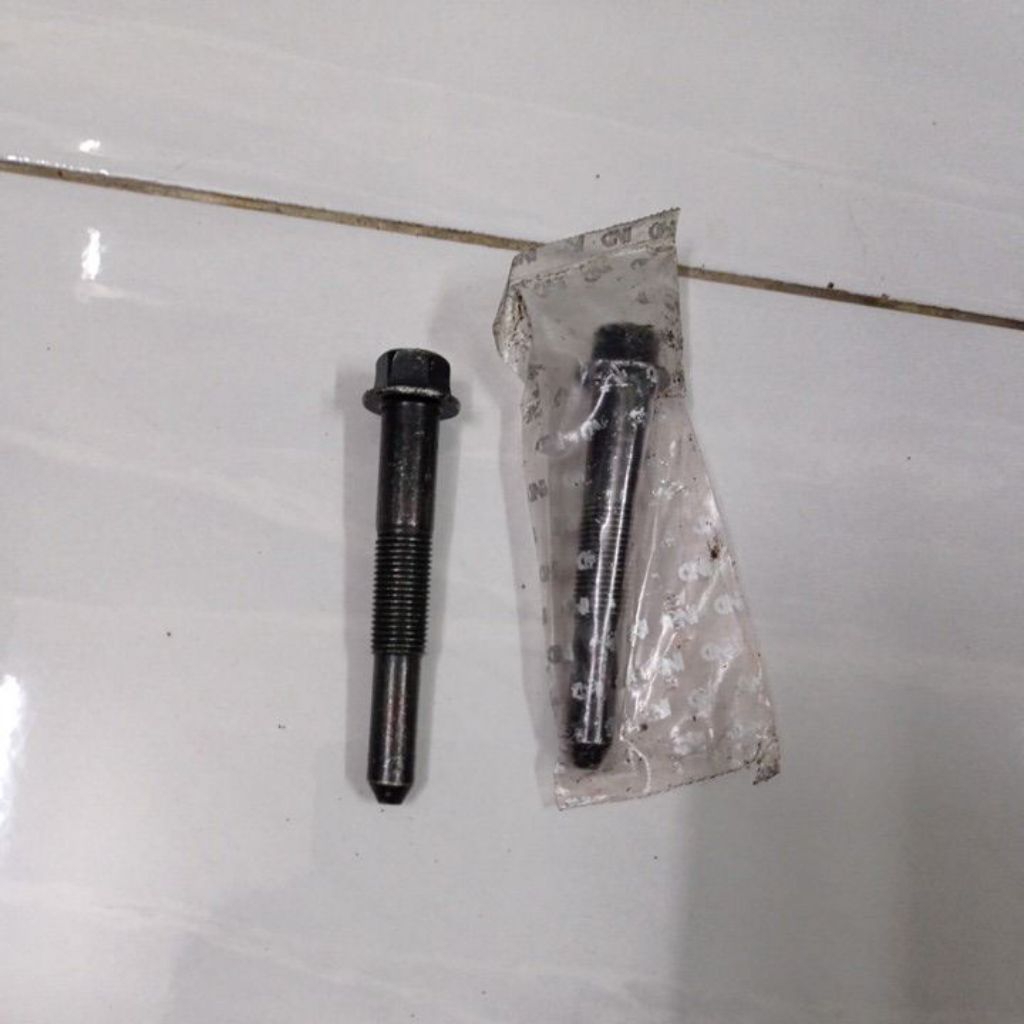 baut kaliper besar/atas mio old