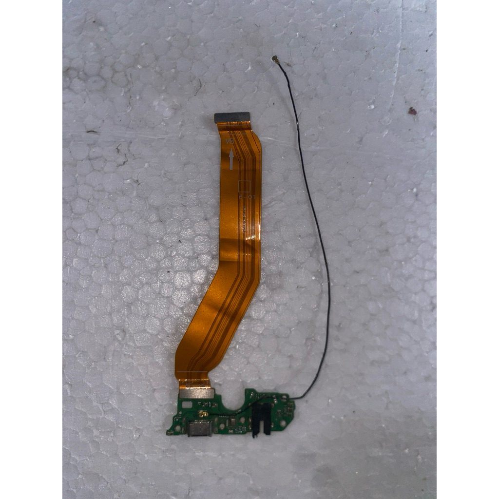 papan cas set fleksibel ke mesin sama antena oppo a77s (refurbis) original copotan