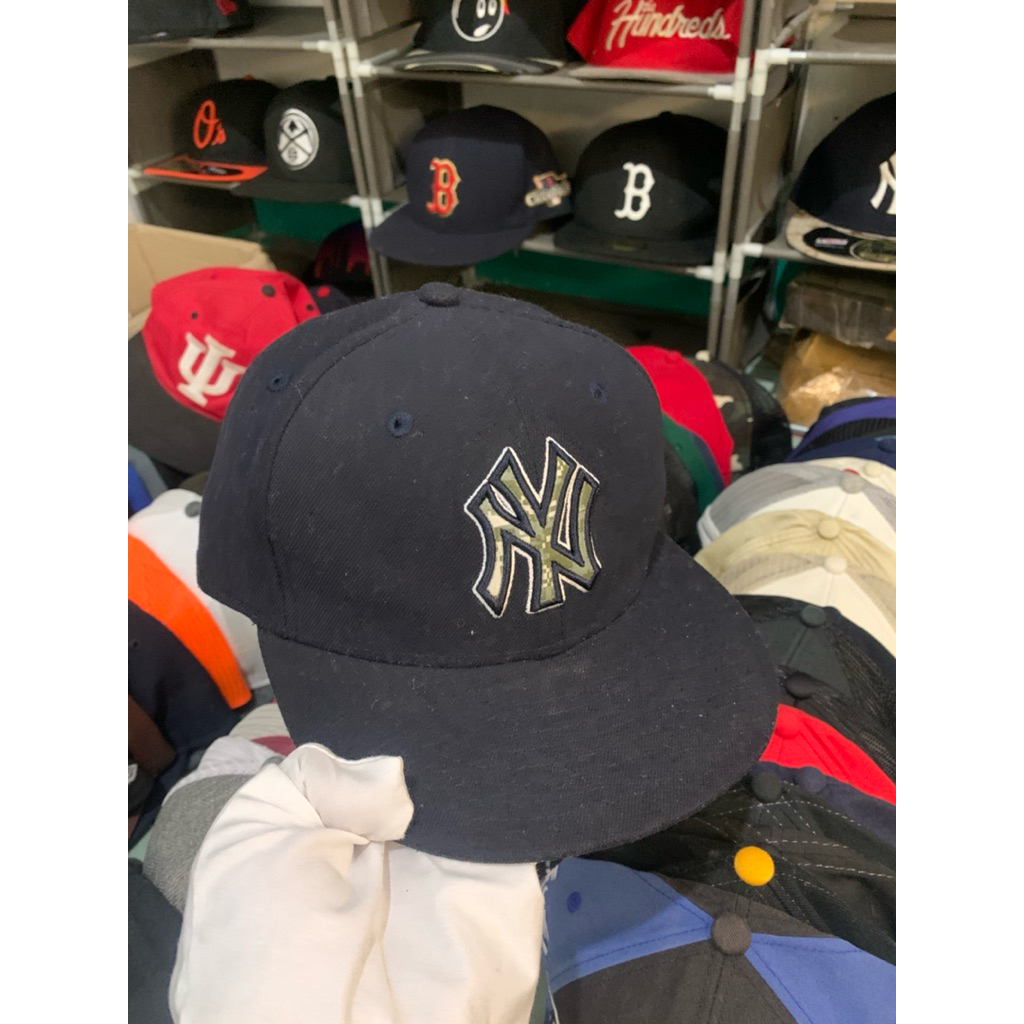 topi new era MLB NY camo