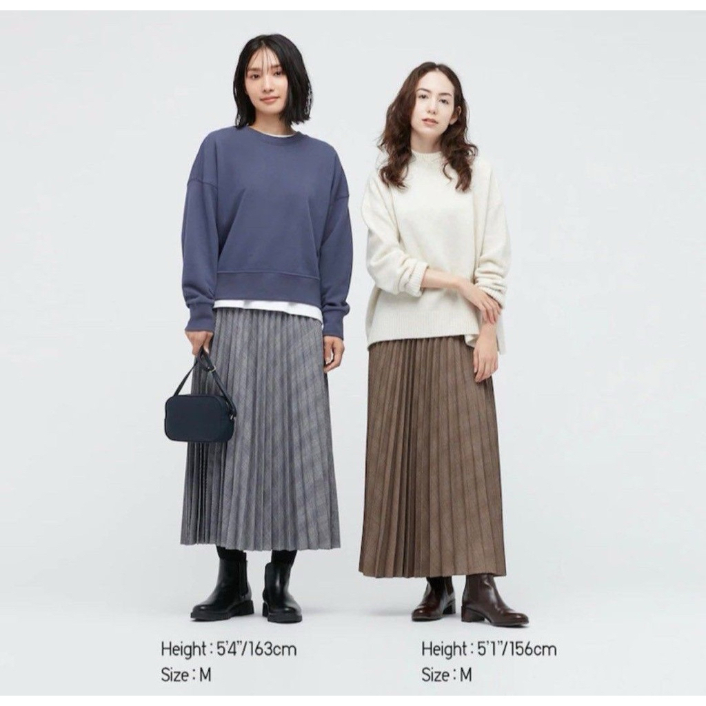 Rok Uniqlo Pleated accordian