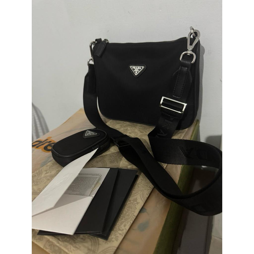 tas prada re nylon bag second like new